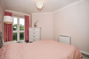 Bedroom- click for photo gallery